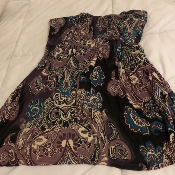 Dress - Picture 2 of 5